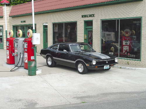 TOYMAV at Vintage Gas Station